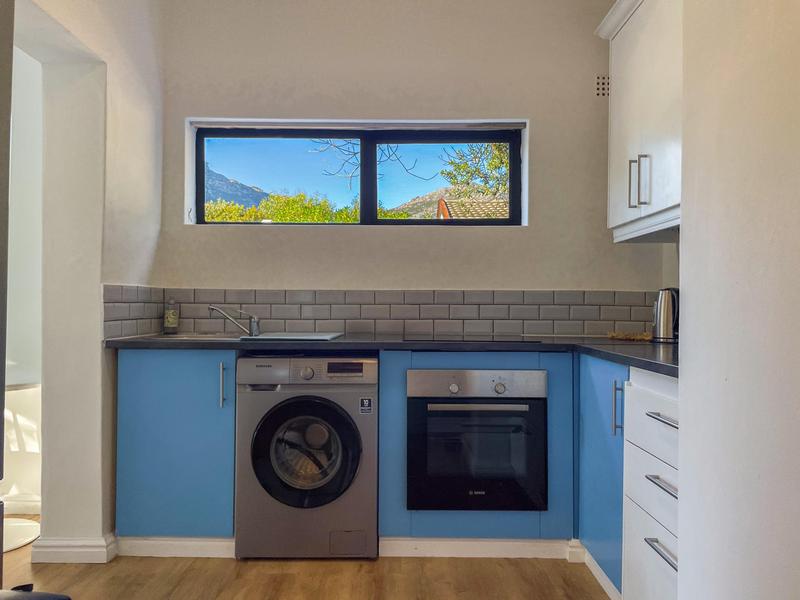 To Let 1 Bedroom Property for Rent in Hout Bay Western Cape